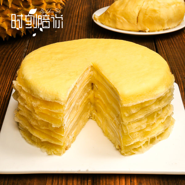 含400g净榴莲果肉 时刻陪你 榴莲千层蛋糕 6寸约810g 优惠券折后￥88包邮（￥118-30）