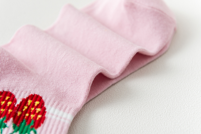 Vớ dâu nhỏ nữ mùa thu và mùa đông học sinh cô gái hoạt hình dễ thương cotton tươi Nhật Bản mềm mại - Vớ bông vớ nam