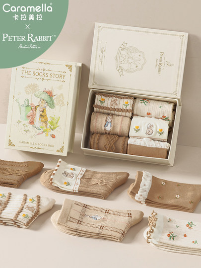 Peter Rabbit Co-Branding-Socken für Studentinnen im Herbst, süße Baumwollsocken, Cartoon-Peter Rabbit-Socken, Weihnachtsgeschenkbox-Trend