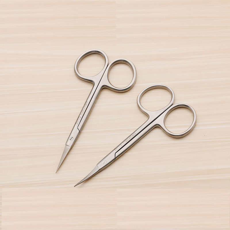 Shanghai crowdsourced and Skywork Express quick eye with scissors double eyelet leather ultra-fine cosmetic shaping instruments finely cut 9 5 10cm