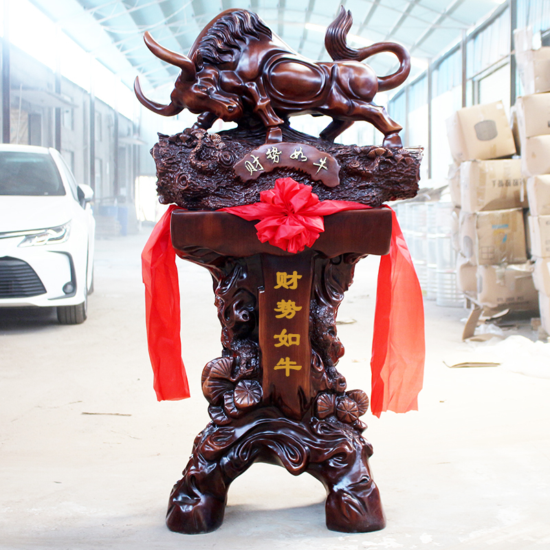 Fortune-Bringing Cow Ornament, Standing Cow Figurine, Symbol of Prosperity, Suitable for Company Boss's Office, Hotel, Housewarming Celebration, Opening Ceremony, or as a Gift Fortune-Bringing Cow Ornament, Standing Cow Figurine, Symbol of Prosperity, Suitable for Company Boss's Office, Hotel, Housewarming Celebration, Opening Ceremony, or as a Gift