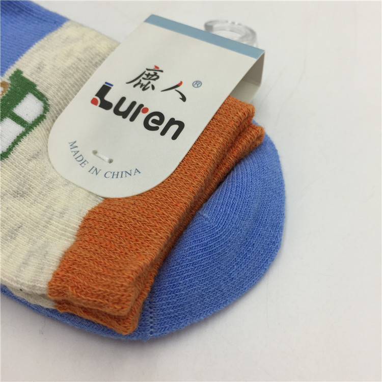 Tiêu chuẩn mới kiểu hoa hươu người 2003 vớ trẻ em vớ cotton dày 16cm-18cm 4-6 tuổi vớ cao cổ