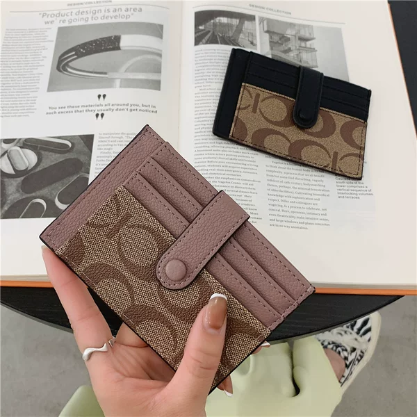 Товары от 小糖潮包馆