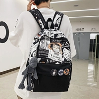 Один черный+3 ​​значок+кулон серого лягушки