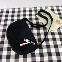 Черная милая подвеска