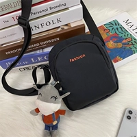 Красный [маленький размер] + подвеска в виде коровы в детской сумке