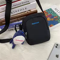 Синяя маленькая акула, подвеска