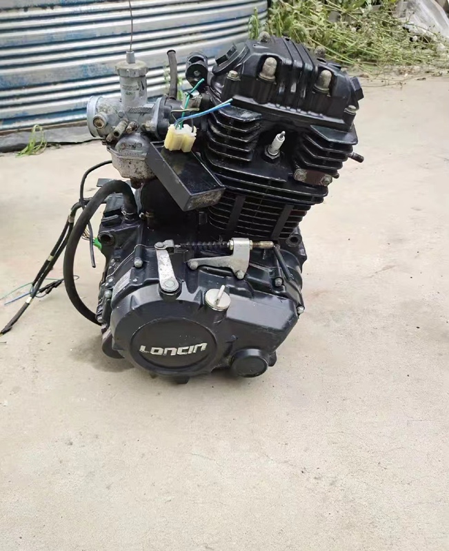 Loncin Re250 Engine 200 Balance Shaft 6-Speed Chain Drive Silent High-Speed Cr Magician Modified Two-Wheeler Loncin Re250 Engine 200 Balance Shaft 6-Speed Chain Drive Silent High-Speed Cr Magician Modified Two-Wheeler