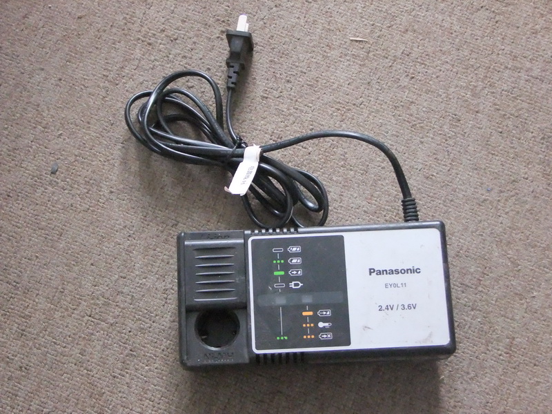 Used Japan original Panasonic Panasonic EYOL11 electric batch charger 2 4 3 6V electric screwdriver