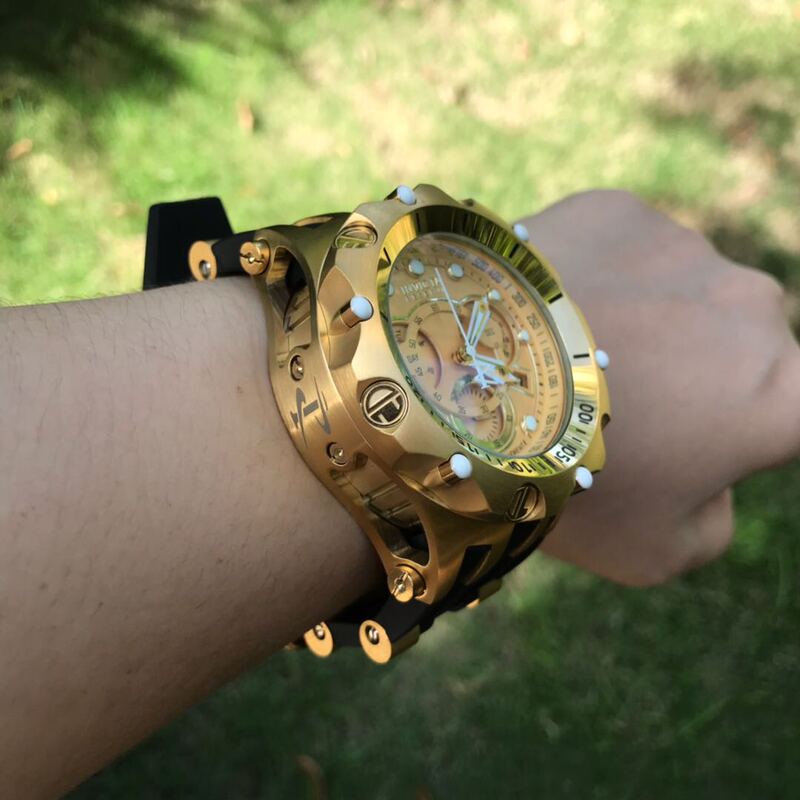 Invicta Invicta Stainless Steel Quartz Bold and Stylish Chronograph Thick Large Dial Gold Men's Watch