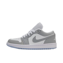 (Taobo) Nike Womens WMNS AJ 1 LOW Basketball Shoes DC0774-105