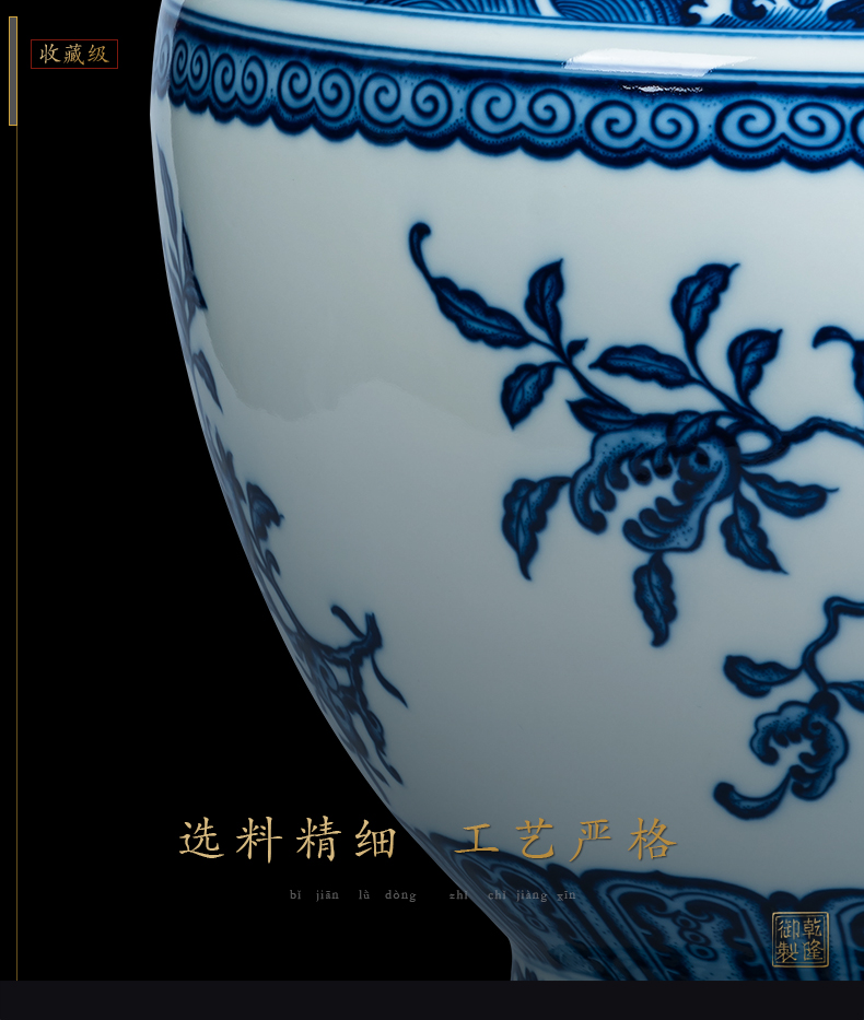 Jingdezhen ceramics vase imitation the qing qianlong maintain satisfied grain square shoulder of blue and white porcelain bottle of Chinese style living room decoration