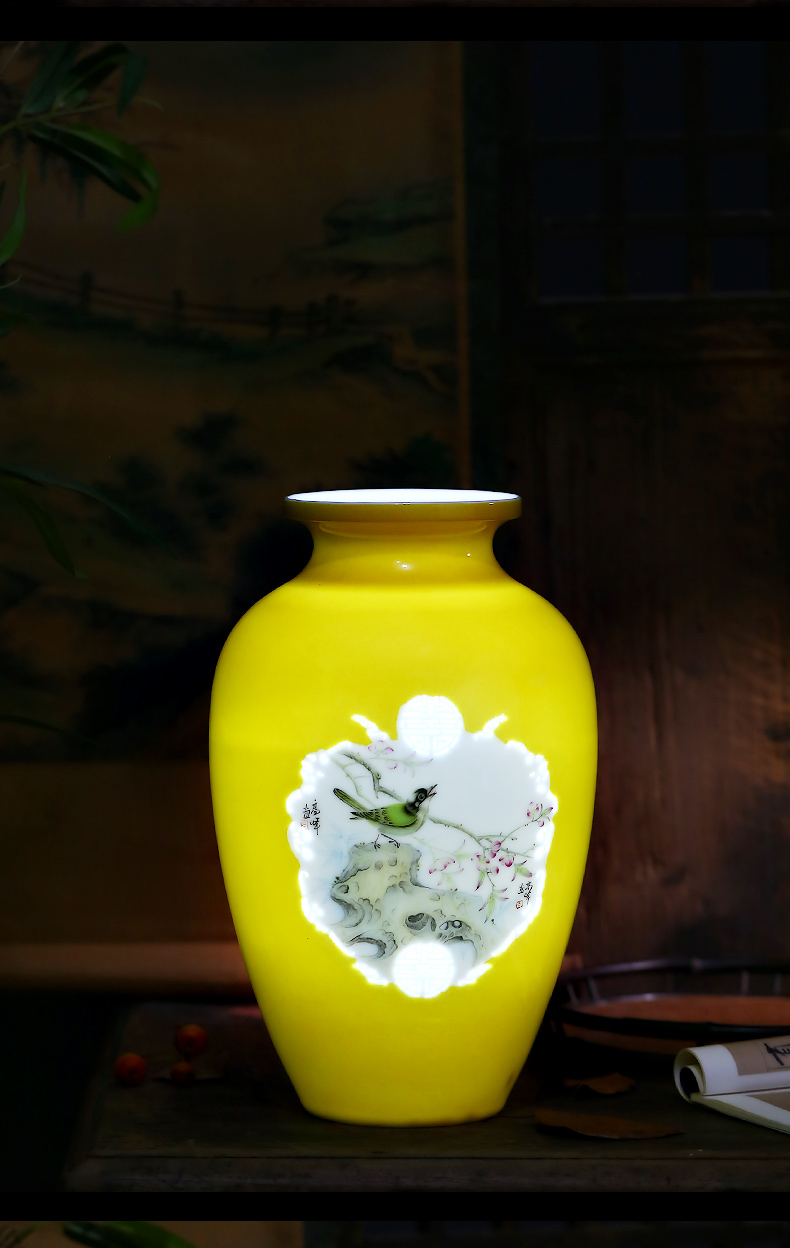 The Master of jingdezhen ceramics hand - made Louvre XiangYuan thin foetus vase home rich ancient frame sitting room adornment is placed