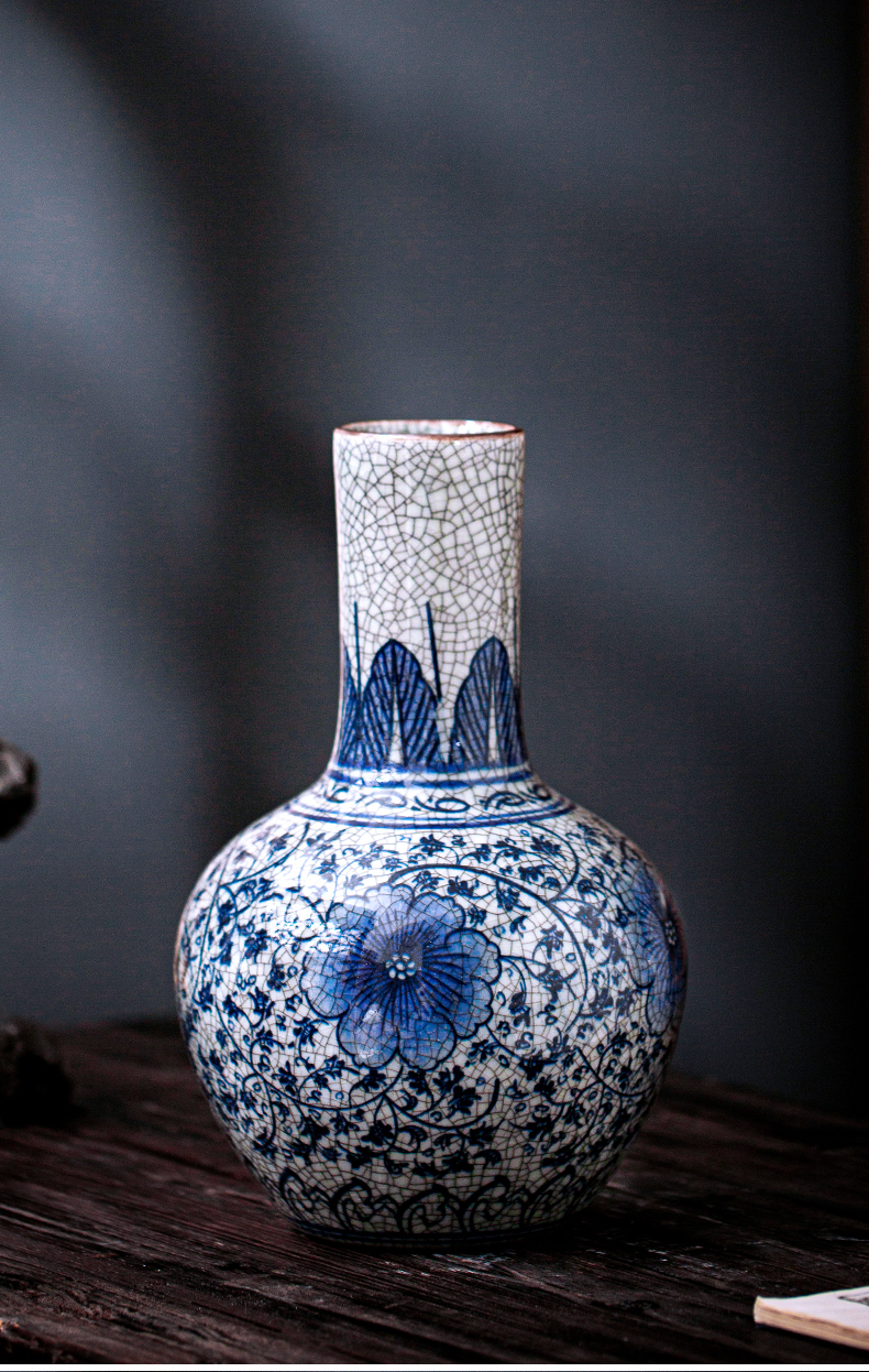 Jingdezhen ceramic vase furnishing articles retro crack in large Chinese blue and white porcelain glaze flower arranging rich ancient frame sitting room adornment