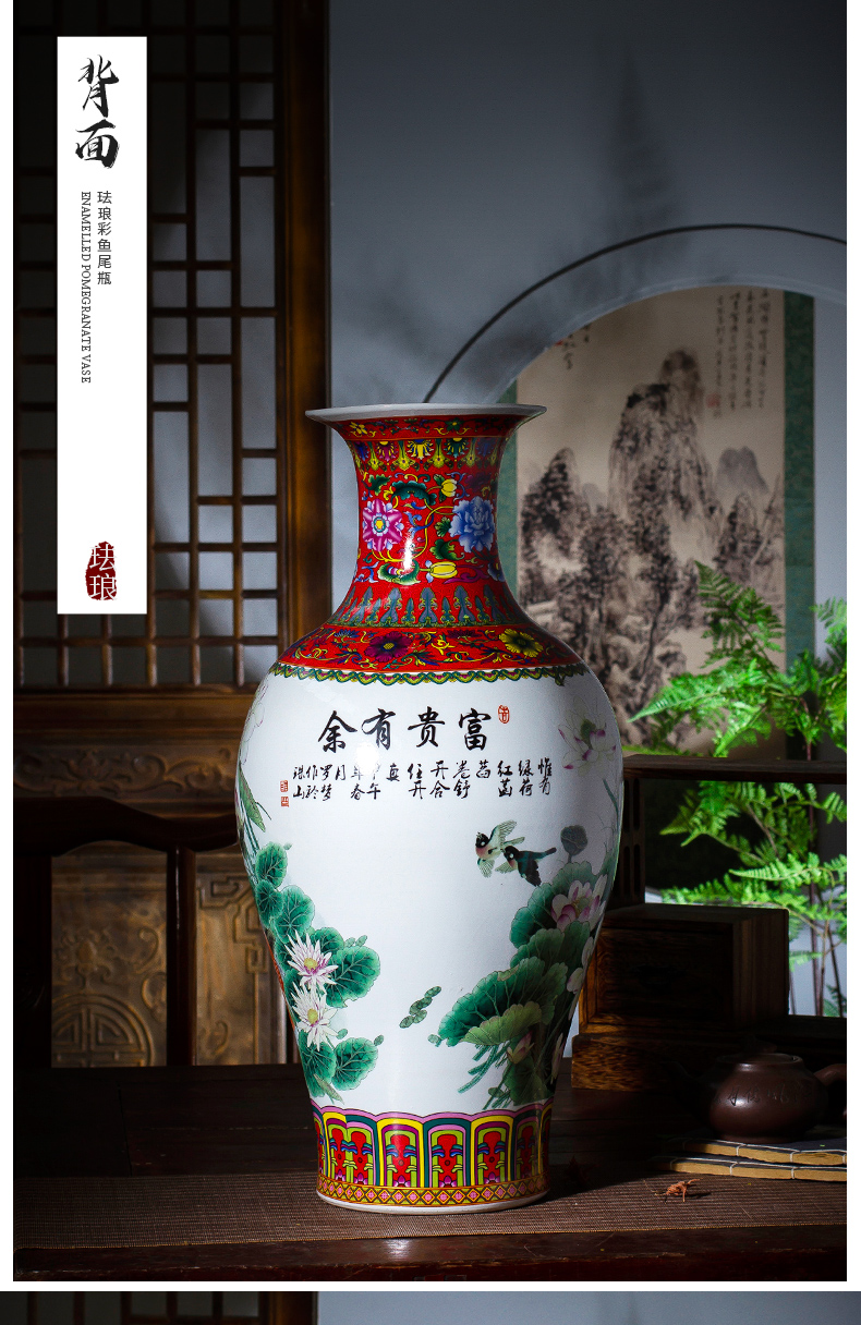 Jingdezhen ceramic vase furnishing articles household act the role ofing is tasted the sitting room of Chinese style restoring ancient ways is rich ancient frame colored enamel large tail bottles