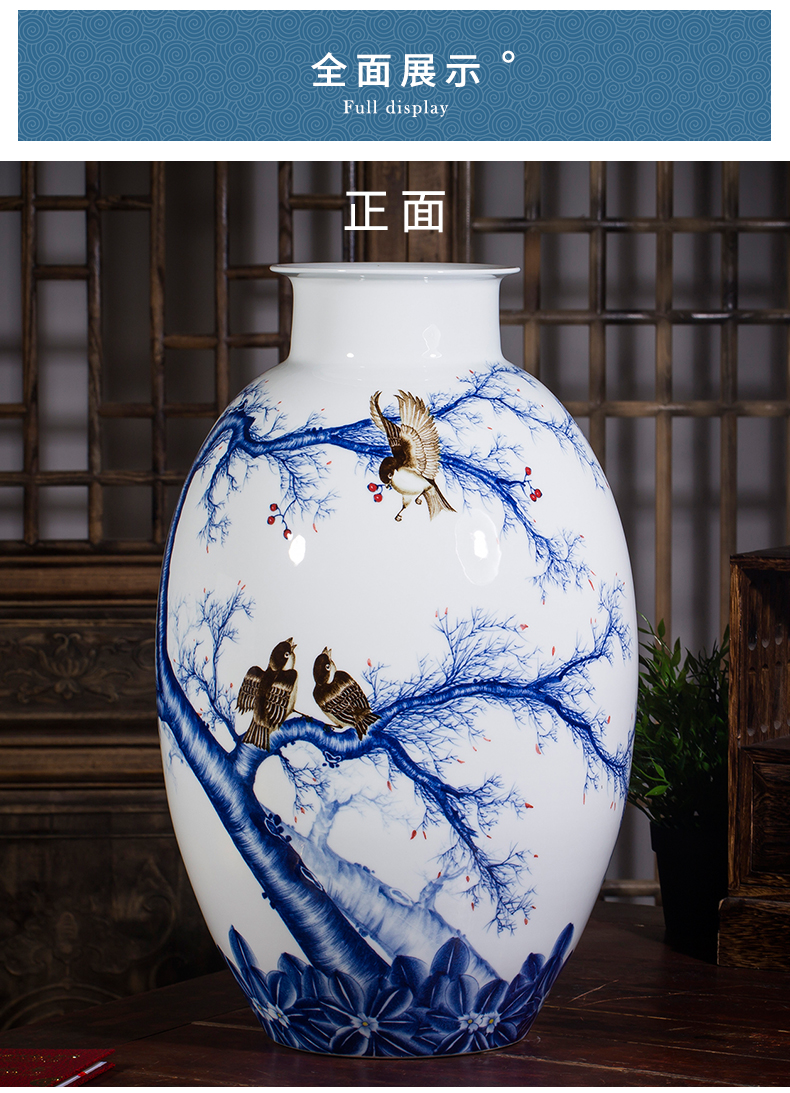 Blue and white porcelain of jingdezhen ceramics famous hand - made vases, vibrant home sitting room adornment is placed gifts