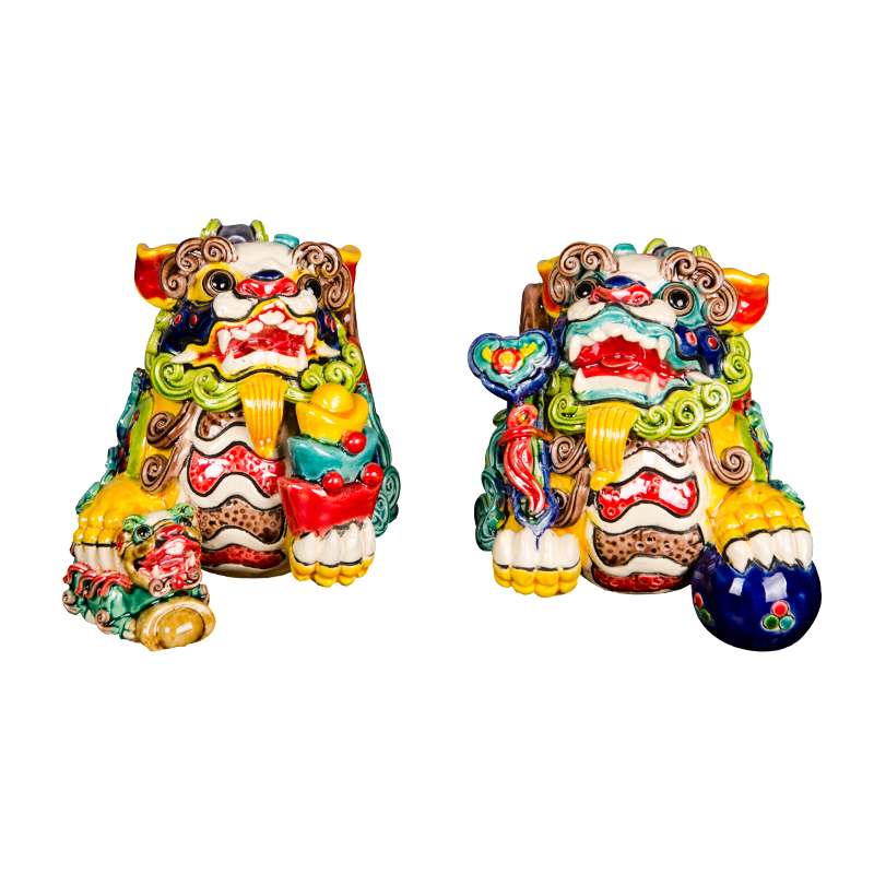 Jingdezhen ceramics satisfied the mythical wild animal living in the living room desk furnishing articles wine decoration crafts a pair