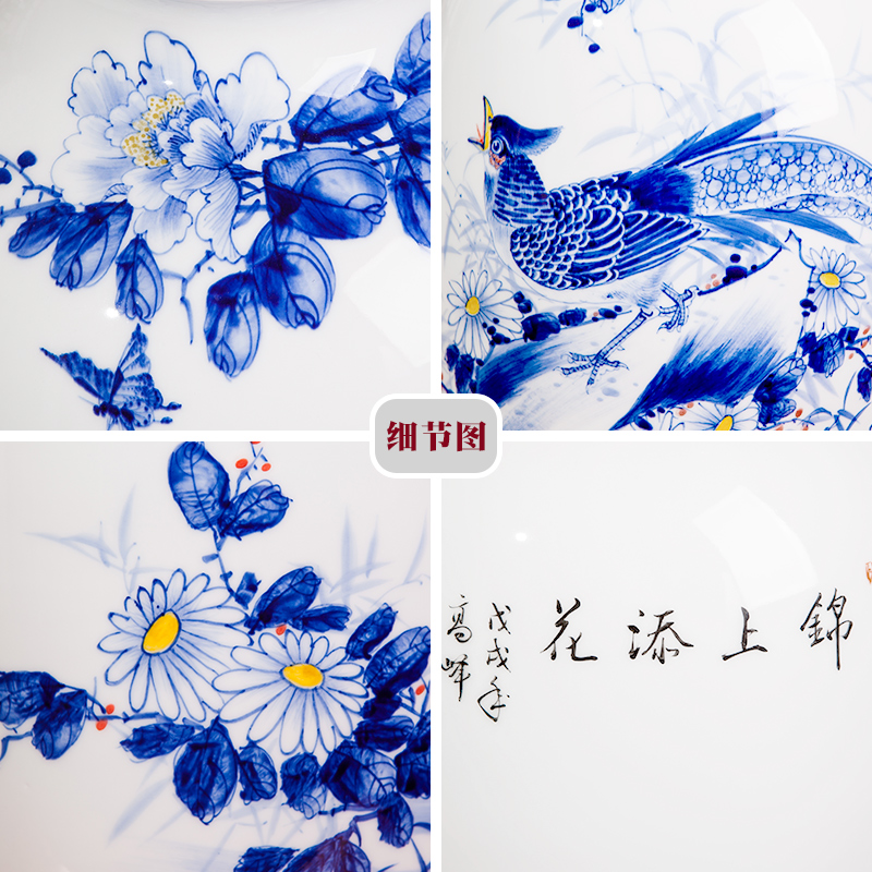 Jingdezhen blue and white porcelain vases, famous master hand - made ceramics new Chinese style home sitting room adornment is placed
