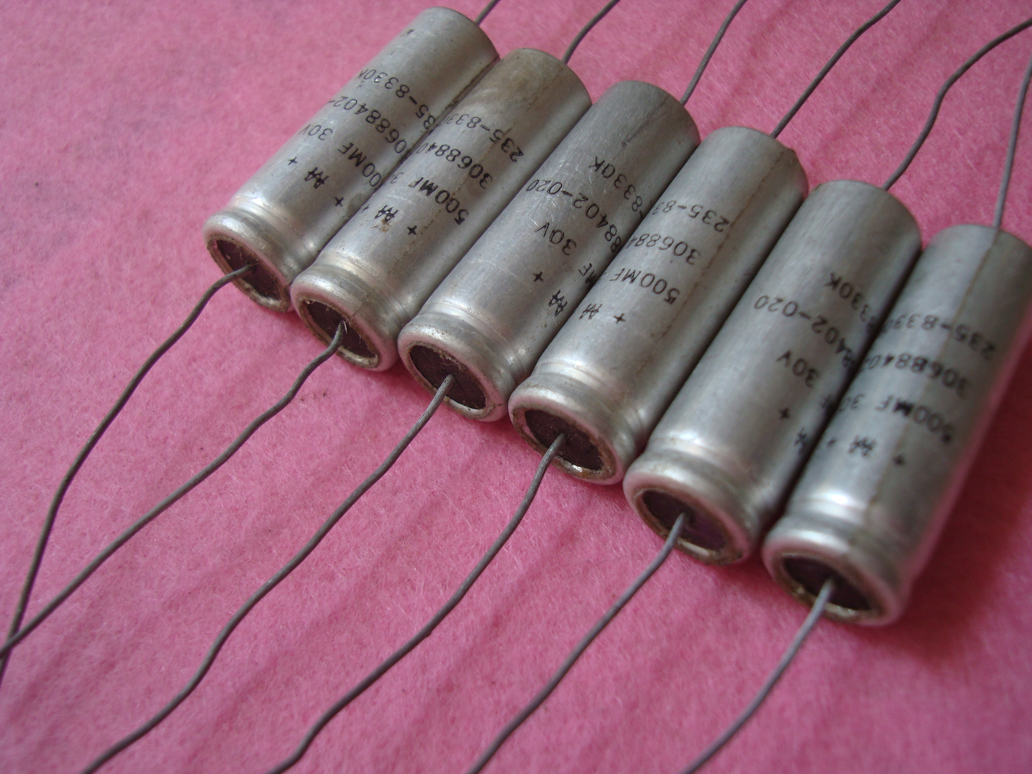 American MALLORY 235 series Mao Luoli 30V 500UF generation 470UF axial copper foot fever capacitor