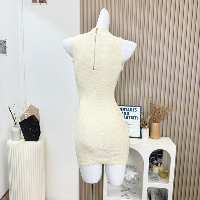 White Gold Luxury Style, Chanel-Inspired Socialite Heavy Jacquard Ribbon Slim-Fit Bodycon Sleeveless Dress for Women