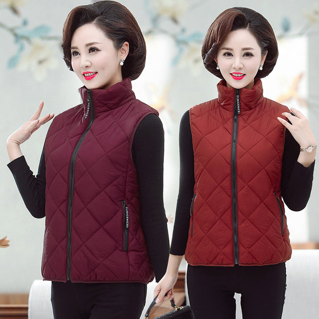 Middle-aged and elderly women's winter clothes thickened cotton vest middle-aged mother's warm winter clothes vest large size cotton clothes