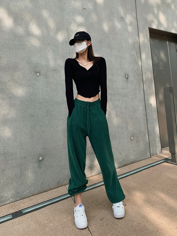 Korean Style Green Sweatpants Casual Floor-Length Pants for Women Spring and Autumn High-Waisted Loose Straight-Leg Pants Wide-Leg Jogger Pants Korean Style Green Sweatpants Casual Floor-Length Pants for Women Spring and Autumn High-Waisted Loose Straight-Leg Pants Wide-Leg Jogger Pants