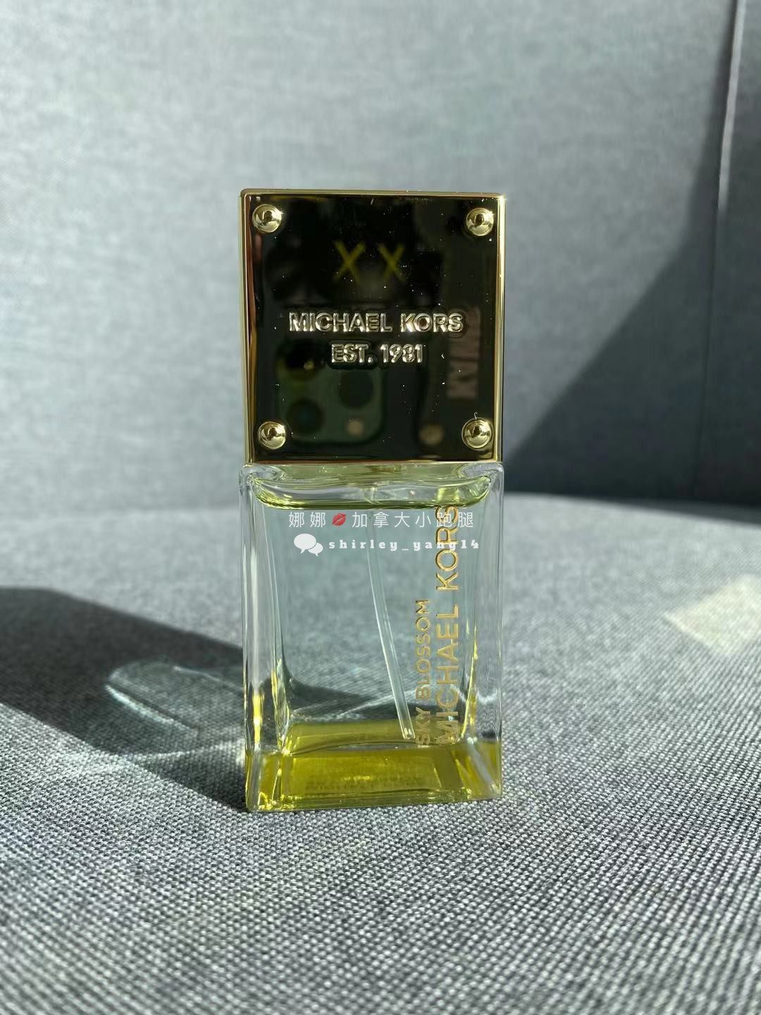 绝版MK天空之花香水30ml怎么用才不浪费？保姆级喷法+场景搭配全解析！_