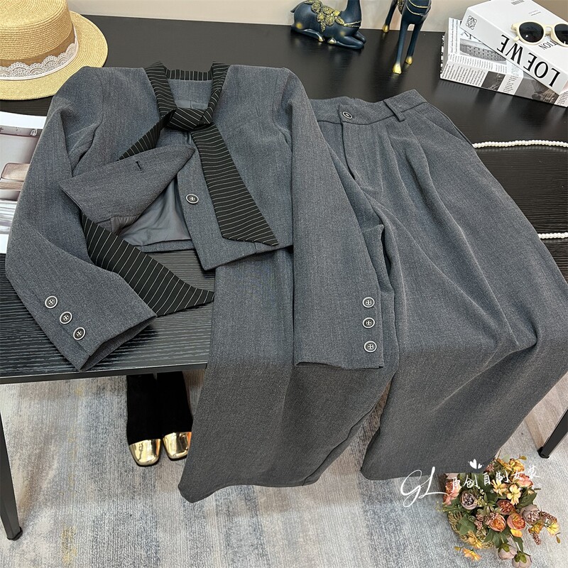 Korean Style Small Fragrance Suit for Women, Autumn Fashion, Stylish and Trendy Design, Ribbon Short Blazer, Wide-Leg Pants Two-Piece Set Korean Style Small Fragrance Suit for Women, Autumn Fashion, Stylish and Trendy Design, Ribbon Short Blazer, Wide-Leg Pants Two-Piece Set