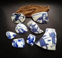 Figure 8 Taoist Nanzong Liu Haitu Tiejiao Li Buddha Taoist Monk Blue and white ancient porcelain specimen of the Ming Dynasty