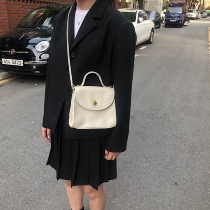 Fat fat homemade womens bag 2021 new ins messenger bag retro bag net red small bag chic handbag shoulder bag