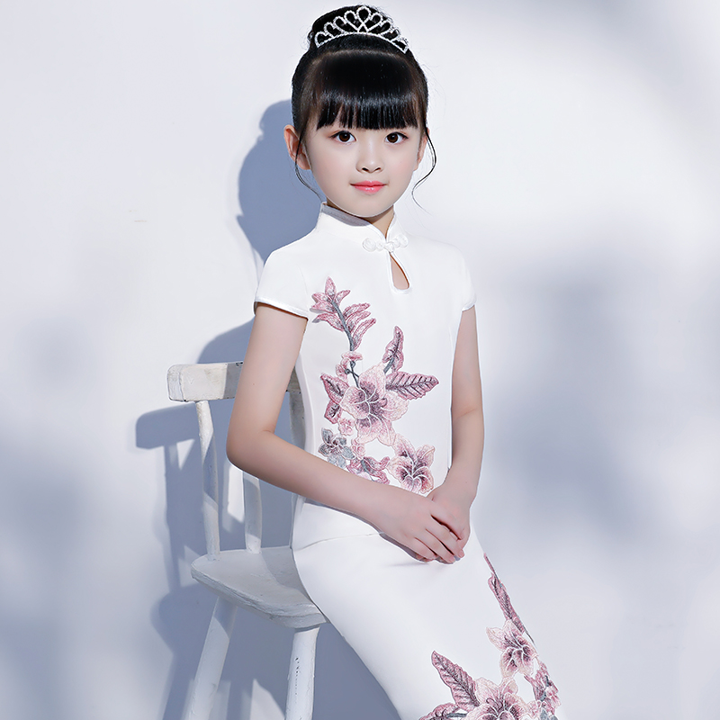 Children and girls' bangrobe in the long edition of the big childhood girls' retro-yang Chinese wind show kite show clothing spring and summer