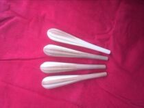 The manufacturer directly sells the national musical instrument Jinghu jujube wood flower shaft for only 4 yuan a piece