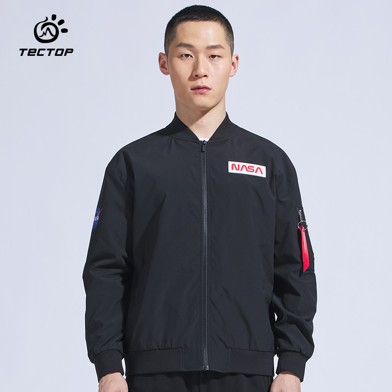 TECTOP explores outdoor spring and autumn black jacket men wearing fashion knitting shirt in warm suit