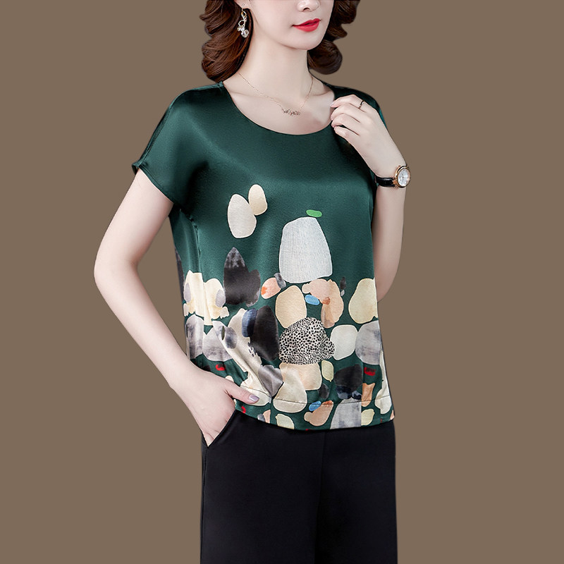 Silk top girl 2021 summer new middle-old mother short-sleeved large size artisan silk with wide-legged pants shirt
