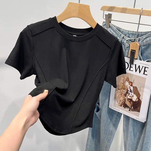 Короткая сексуальная футболка с коротким рукавом с круглым воротником, облегающий крой