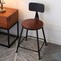 Один стул - цвет орехового ореха