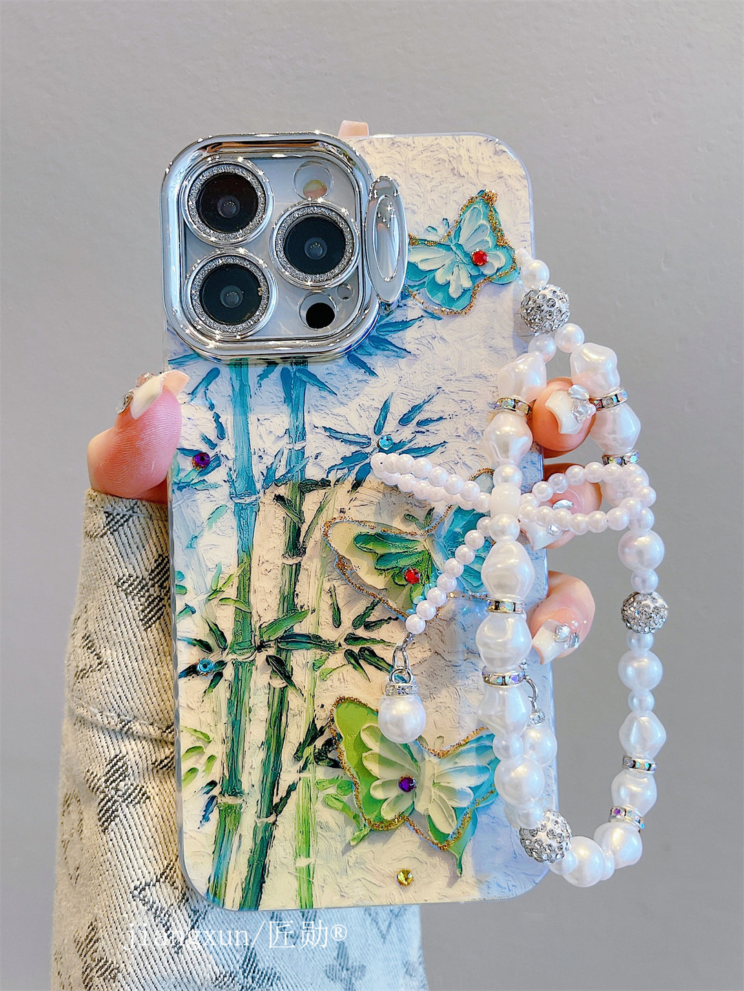 hmqViviiyNSAyin8WuaRtwFS80DfKzWoiD/x