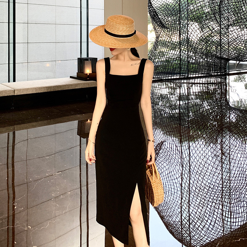 Black Tank Top Dress with Wide Straps for Women, Summer, High-Quality, Mid-Length, Sexy, Slim-Fitting, Slit, Little Black Dress