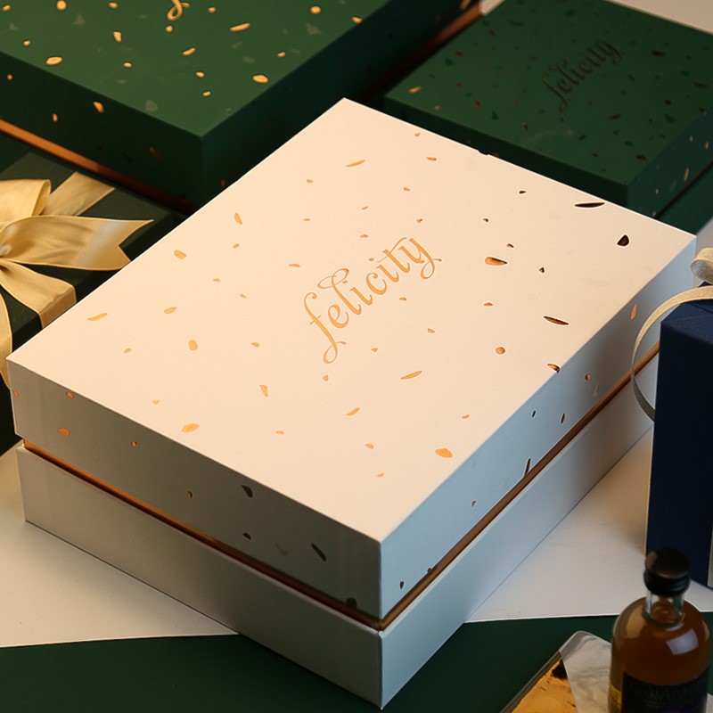 Gift boxed clothes empty box high-end gift box ins wind wedding candy companion gift box net red large boy model