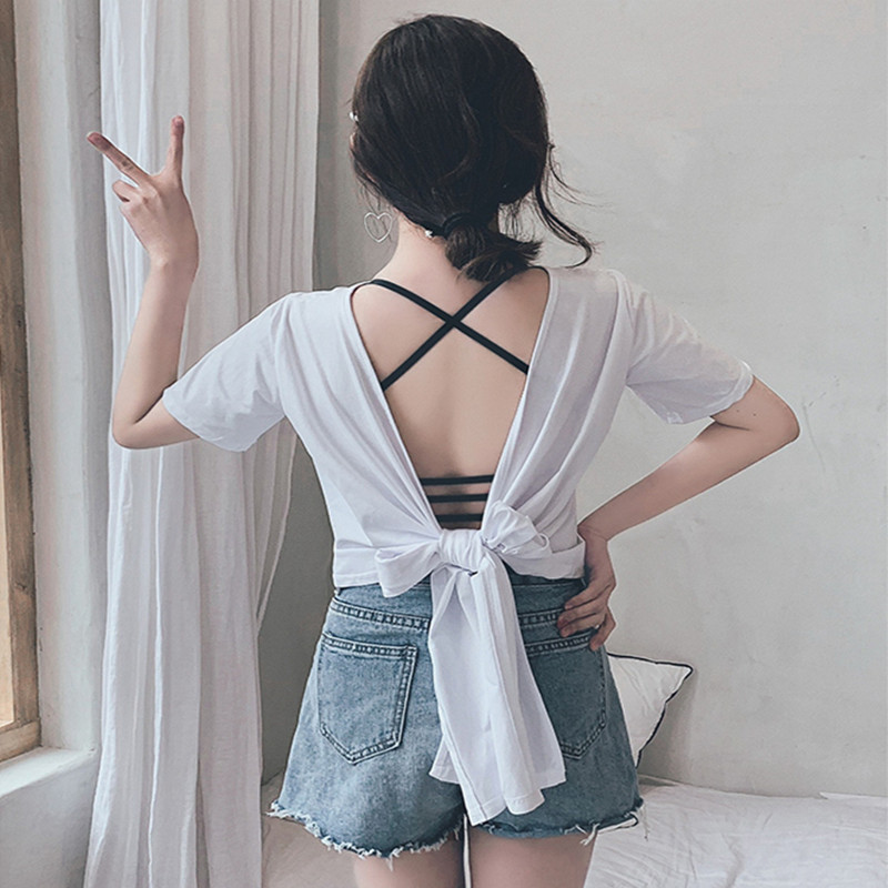 Japan Beauty Back Underwear Girl Cross Strap Sexy on No Mark No Steel Ring Front Button Thickened Underwear Set to receive the secondary milk