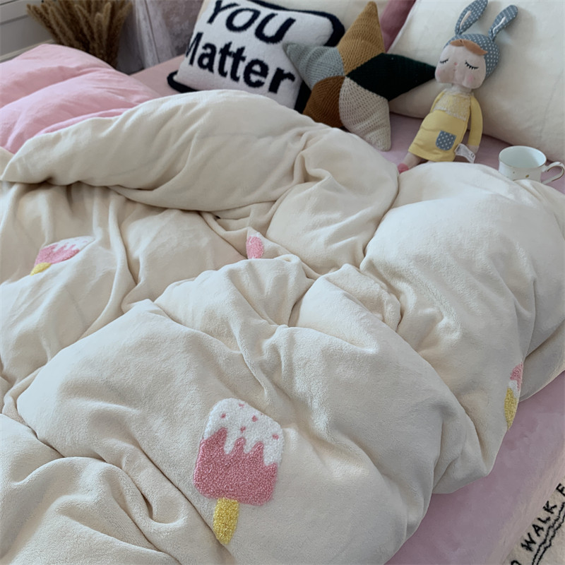 Winter Thickened Milk Suede Four Pieces Of Coral Suede Ice Cream Quilt Cover Faller Bed linen Three sets of bedding-Taobao