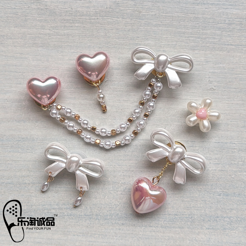 New Crocs Accessories, Clog Shoe Charms, Shoe Decorations, Romantic String Heart Shoe Clips, Crocs Accessories
