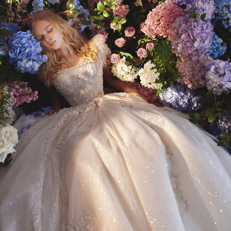 Fashionable advanced wedding dress for bride, suitable for teen, high-end, french style Fashionable advanced wedding dress for bride, suitable for teen, high-end, french style