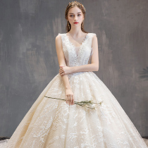 French wedding dress 2020 new small trailing bridal dress female luxury Hepburn line princess v-neck thin