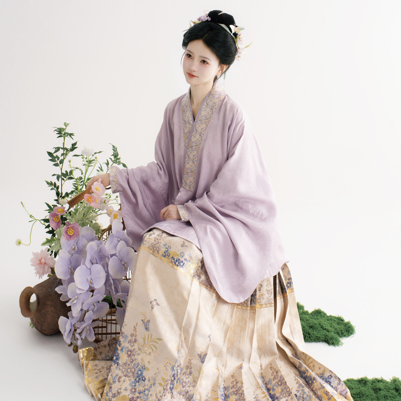 Fortune Comes with Time: Original Ming Dynasty-Style Hanfu with Double Sleeves, Pipa Sleeves, Full Jacquard Silk Short Shirt in Purple