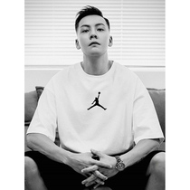 Short-sleeved T-shirt mens summer cotton loose Joker White 2021 new simple Chen Weiting with half-sleeve T-shirt