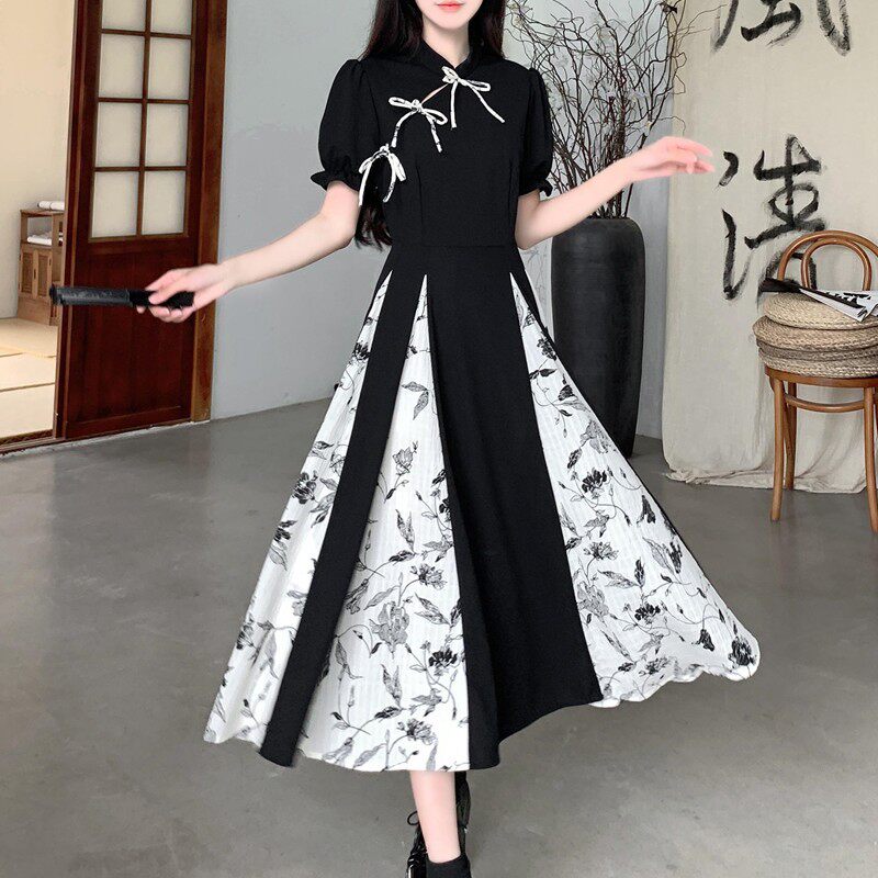 女性向けの新しい中国風改良チャイナドレス、プラスサイズ、スリムに見え、ファッショナブルで高級感のあるプリントパッチワークのフルスカートドレス、夏用。