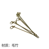 Барбекю бамбуковая палка с ягнцом расколотой шашлык на шашлыках.