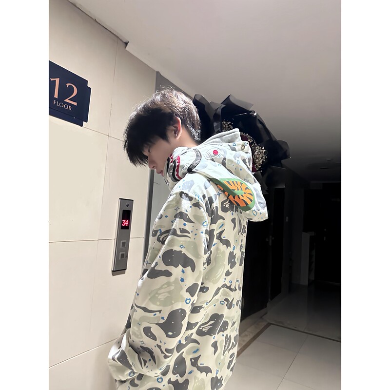 American Retro High Street Camouflage Shark Hoodie for Men 2025 New National Trend Brand Original Couple Hooded Cardigan Jacket