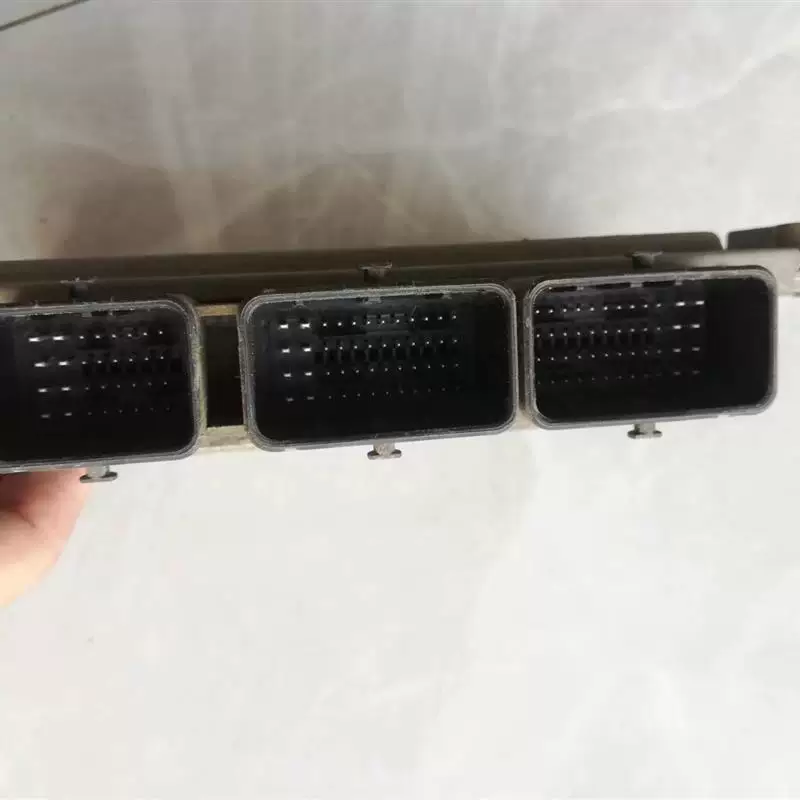 Подходит для блока управления двигателем Roewe 550 EMS6104/120324102H чистые оригинальные детали для разборки